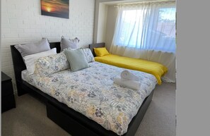 2 bedrooms, iron/ironing board, WiFi, bed sheets