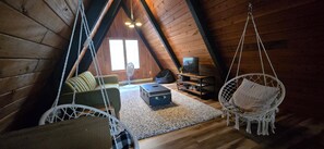 Smart TV y chimenea