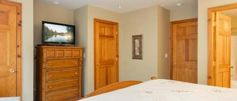 3 chambres, bureau, fer et planche à repasser, Wi-Fi gratuit