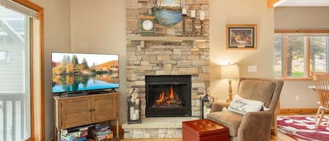 Smart-TV, Kamin