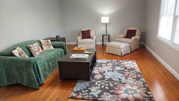 TV connectée, livres, chaßne hi-fi