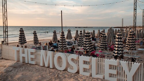 Summer's Endless Coastal Escape