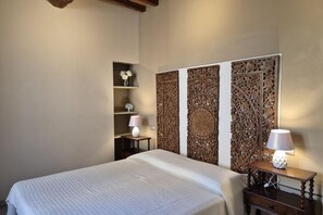 2 slaapkamers, een strijkplank/strijkijzer, wifi, beddengoed