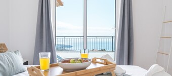 Palm Paradise by Atlantic Holiday