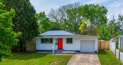 Columbus Surfside Escape + Gym l Hot Tub l Bocce