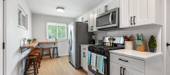 Columbus Surfside Escape + Gym l Hot Tub l Bocce