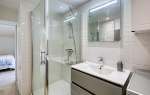 Dusche, Haartrockner