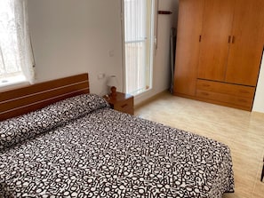 3 bedrooms, iron/ironing board, WiFi - Apartamento Isabel - Apartamento en Vinaròs - Ref. 832 (Vinaròs)