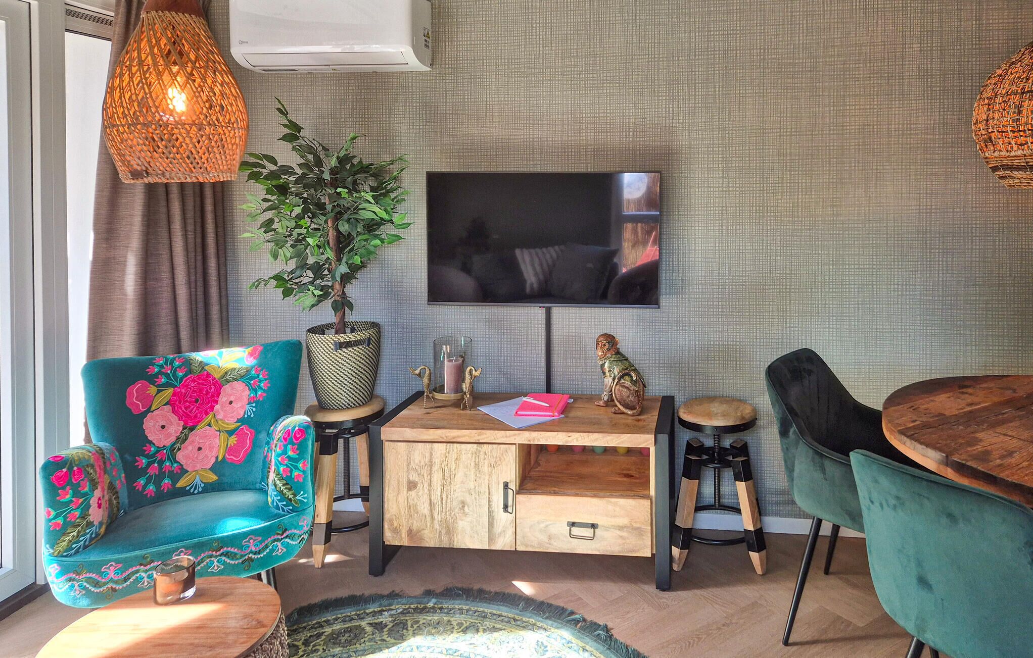 Beautiful Home In Heinkenszand - Zeeland