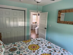 2 bedrooms, iron/ironing board, travel crib, free WiFi