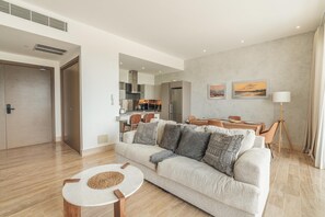 TV - NEW 1BR apt in exclusive tower in Cap Cana (Punta Cana)