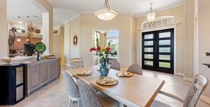Dining - Lovely 3 bedroom/2 bath waterfront pool home! (Marco Island)