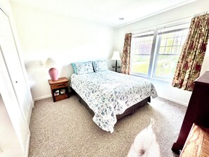 2 chambres, fer et planche à repasser, Wi-Fi, literie fournie