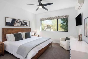 3 bedrooms, iron/ironing board, free WiFi