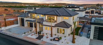 Pecan Valley 5161|Private Pool, Pickleball Court, & Hot Tub