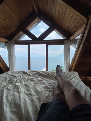 Desk, free WiFi, bed sheets - Blue Forest  (San Marcos La Laguna)