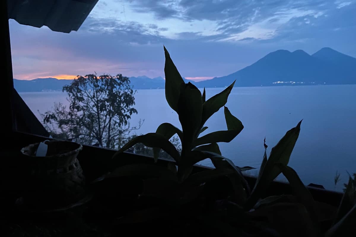 Cabana conforto, varanda, vista para o lago | 1 quarto, escrivaninha, Wi-Fi de cortesia, roupa de cama
