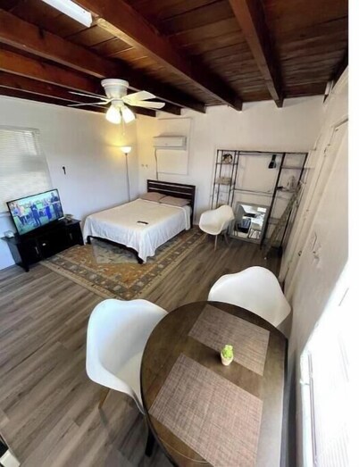Cozy Tucson remodeled apartment