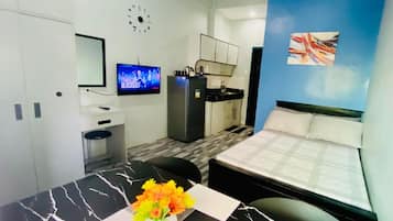 1 soverom, strykejern/-brett, wi-fi og sengetøy