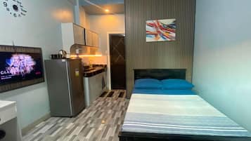 1 bedroom, iron/ironing board, WiFi, bed sheets