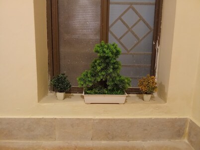 Small Furnished Home With One Large Bedroom