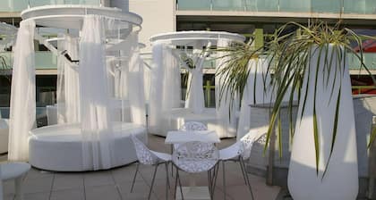 Apartment on Costa Dorada Near the Beach