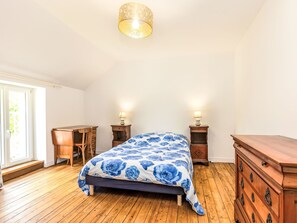 4 bedrooms, internet - la Rivière by Interhome (Cancale)