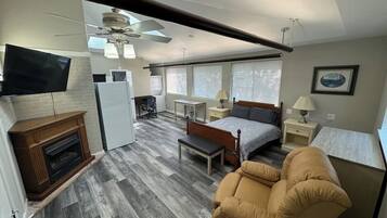 1 chambre, fer et planche Ă repasser, Wi-Fi, draps fournis