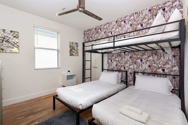 4 bedrooms, iron/ironing board, travel cot, free WiFi