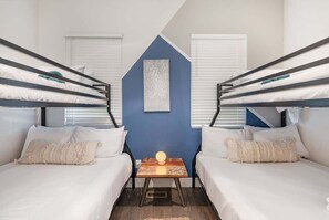 8 Schlafzimmer, Bügeleisen/Bügelbrett, Reisekinderbett, kostenloses WLAN