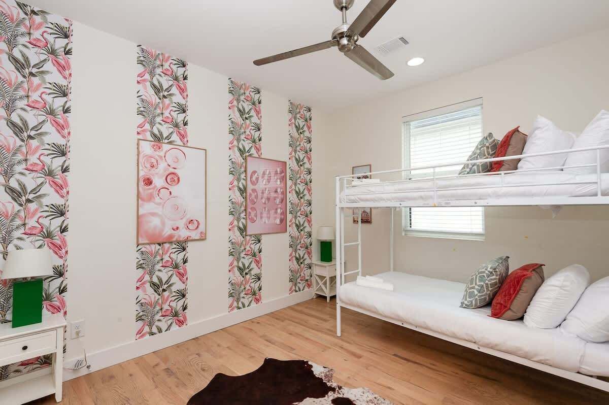 8 bedrooms, iron/ironing board, travel crib, free WiFi