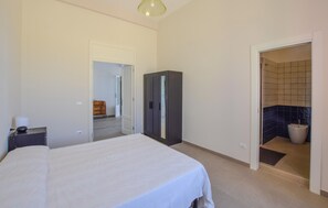 5 habitaciones y wifi gratis