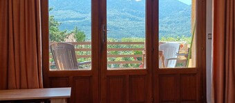 Quiet French village home in wine region, sleeps 10