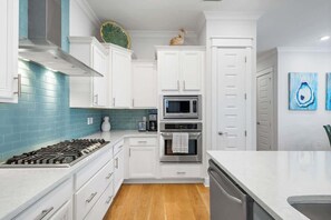 Fridge, microwave, oven, stovetop - 30A Beach Therapy by Stay on 30a (Inlet Beach)