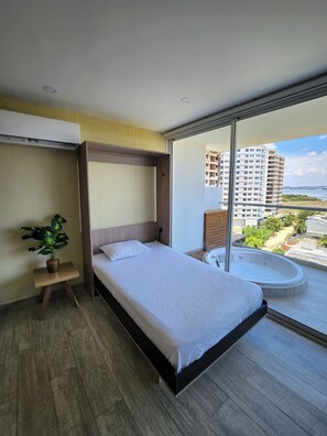 1 bedroom, desk, iron/ironing board, free WiFi