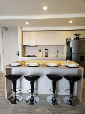 Fridge, microwave, oven, stovetop