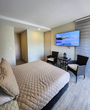 1 bedroom, desk, iron/ironing board, free WiFi