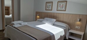 2 bedrooms