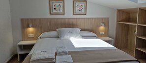 2 bedrooms