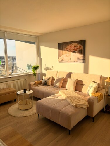 Apartment 'Above the Rooftops of Aachen' with Private Terrace and Wi-Fi
