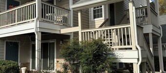 Cozy 2-bedroom apartment in charming Laurel