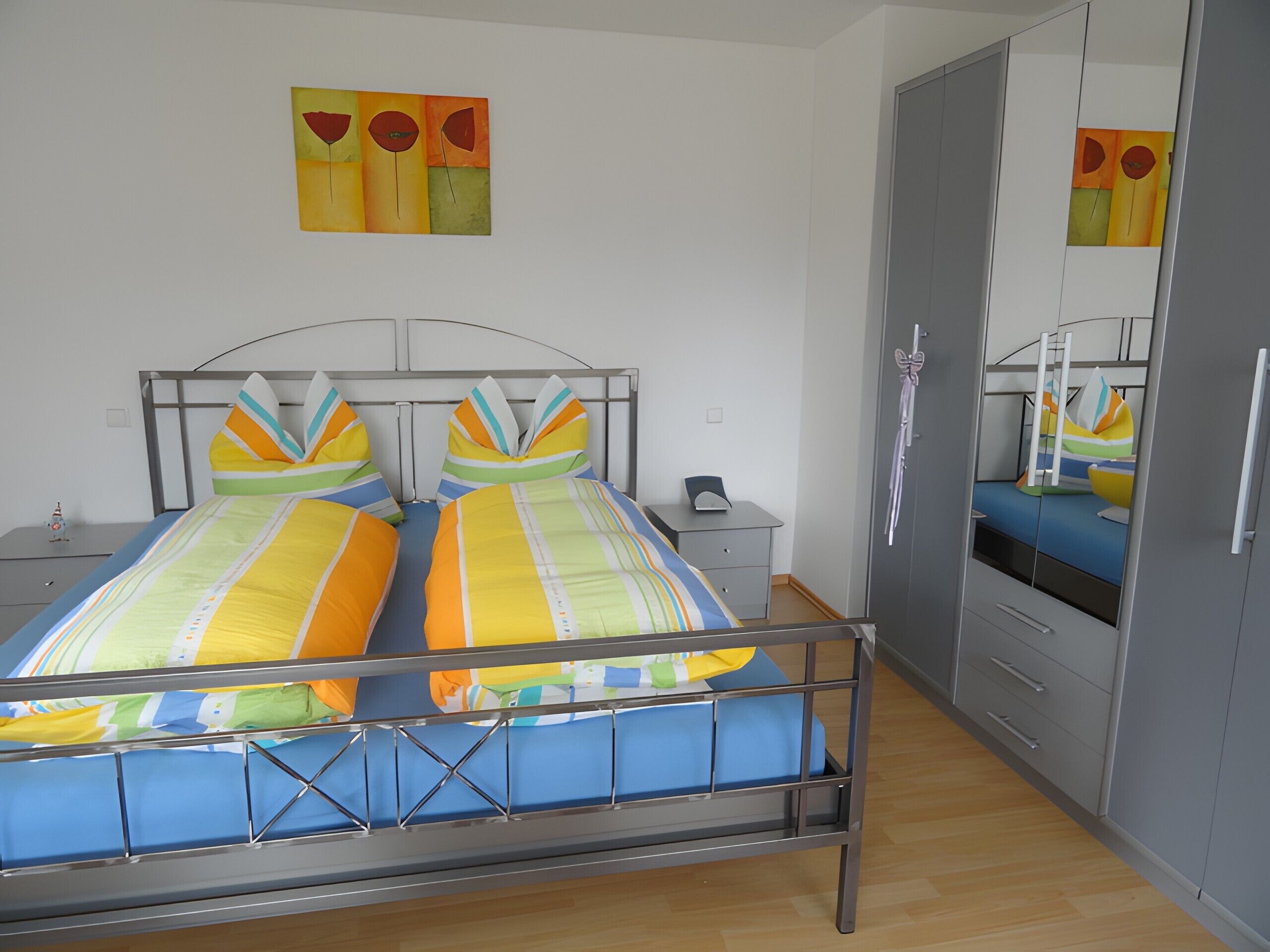 1 室のベッドルーム、WiFi (無料)、ベッドシーツ