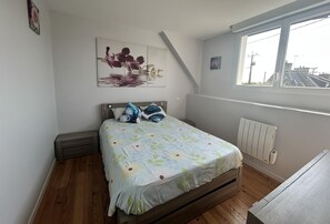 Casa | 3 quartos, individualmente mobiliados