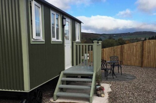 Cabin - Sleeps 2 - Parking - WiFi