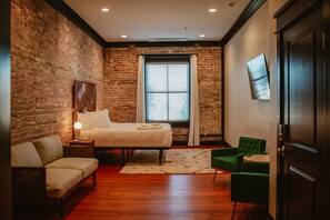 Signature Studio Suite - Visit Apalach (Apalachicola)