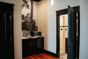 Signature Studio Suite | Individually decorated, individually furnished, blackout drapes