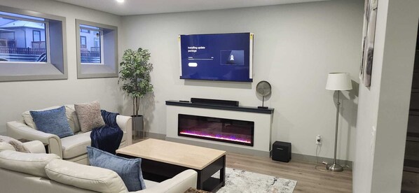 Smart-tv en een open haard