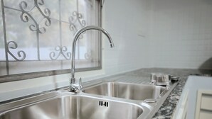 Unclassified image, 4 of 42, button - 5 beds 452sqm. Private garden Pet friendly angle with CCTV (Bangkok)