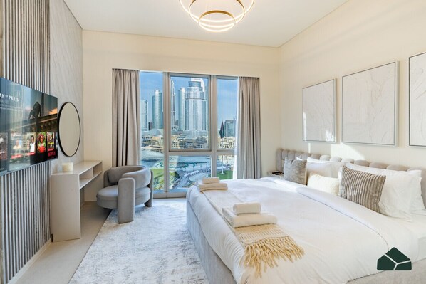 3 bedrooms, desk, iron/ironing board, WiFi