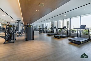 Fitness facility - Canal View Studio | Private Jacuzzi | BMS (Dubai)